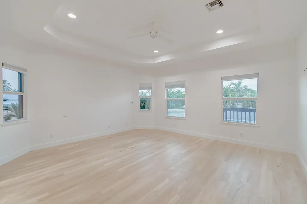 21 Oceanview Drive Ocean Ridge FL 33435
