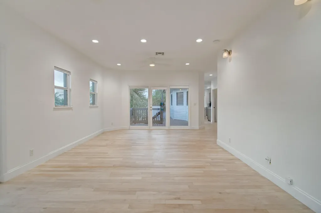 21 Oceanview Drive Ocean Ridge FL 33435