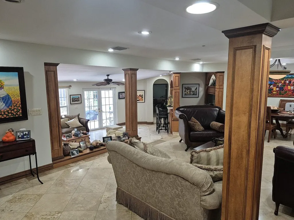 11081 SW 30th Court Davie FL 33328