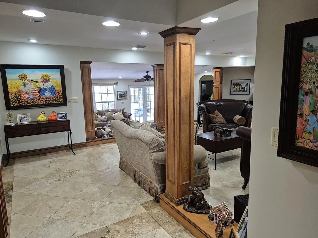 11081 SW 30th Court Davie FL 33328