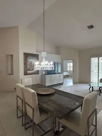 8088 Vía Di Veneto Boca Raton FL 33496