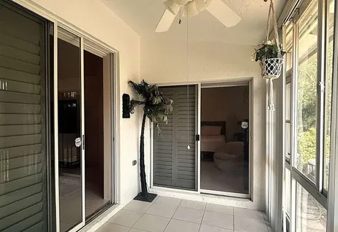 8088 Vía Di Veneto Boca Raton FL 33496