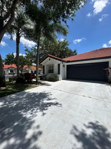 8088 Vía Di Veneto Boca Raton FL 33496