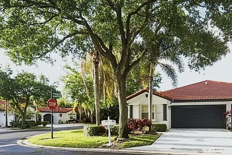 8088 Vía Di Veneto Boca Raton FL 33496