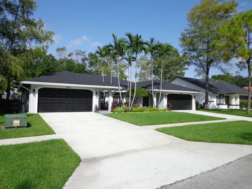 1169 Mulberry Place Wellington FL 33414