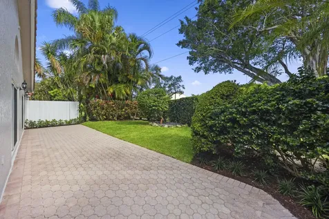 5141 Columbo Court Delray Beach FL 33484