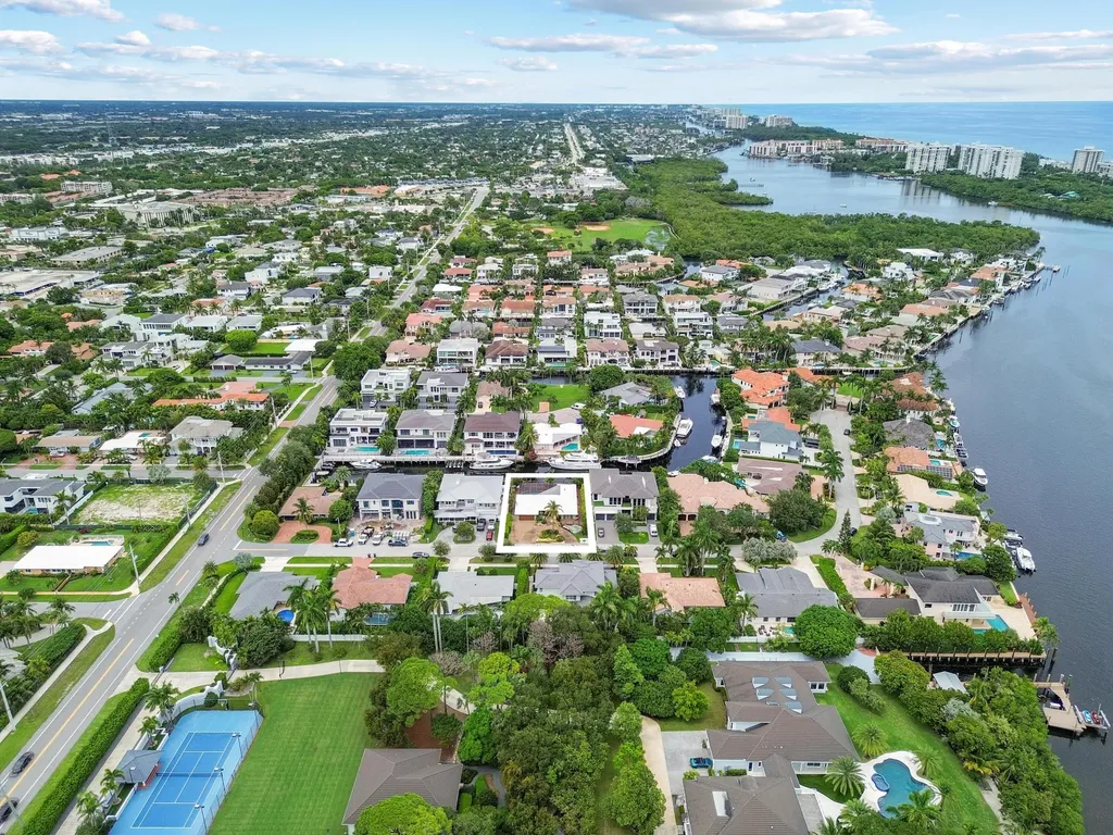 531 Silver Lane Boca Raton FL 33432