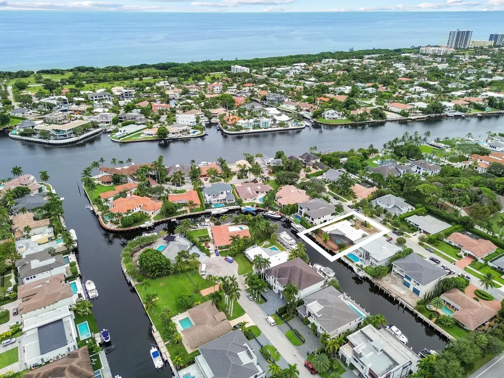 531 Silver Lane Boca Raton FL 33432