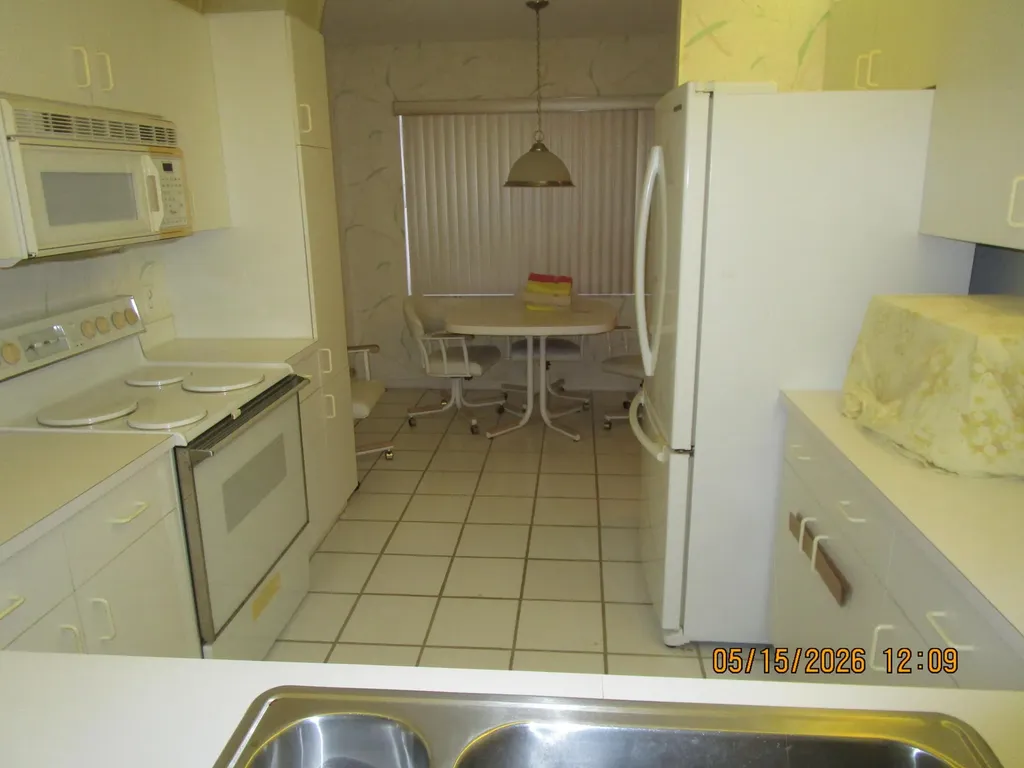 10217 NW 24th Place Sunrise FL 33322