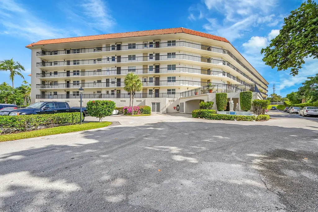 2871 N Ocean Boulevard Boca Raton FL 33431