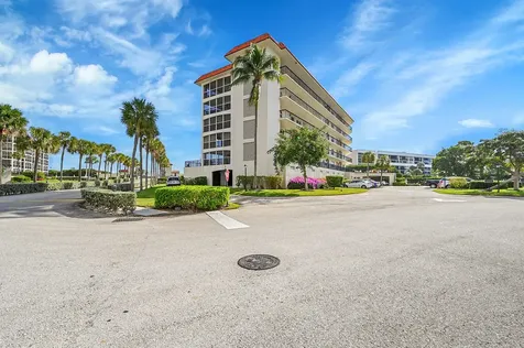2871 N Ocean Boulevard Boca Raton FL 33431