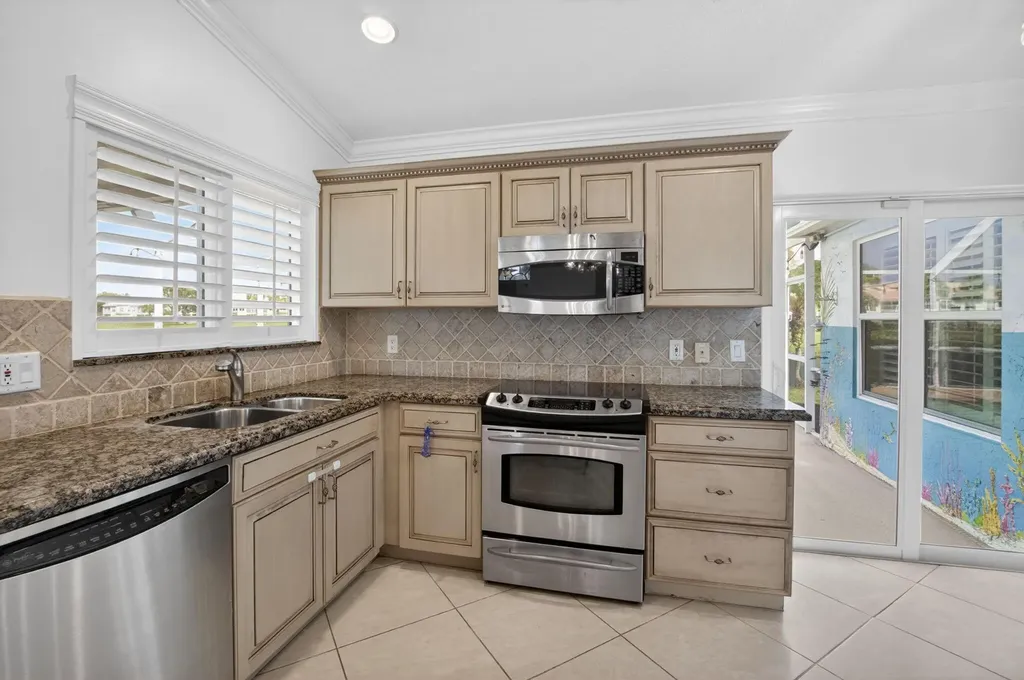 17173 Balboa Point Way Boca Raton FL 33487