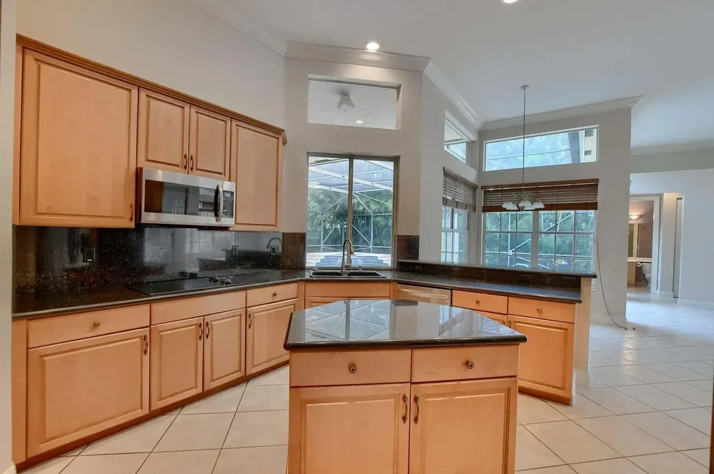 19474 Saturnia Lakes Drive Boca Raton FL 33498