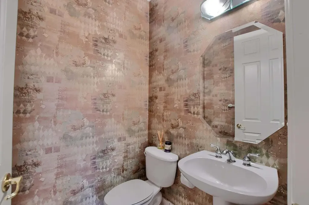 19474 Saturnia Lakes Drive Boca Raton FL 33498
