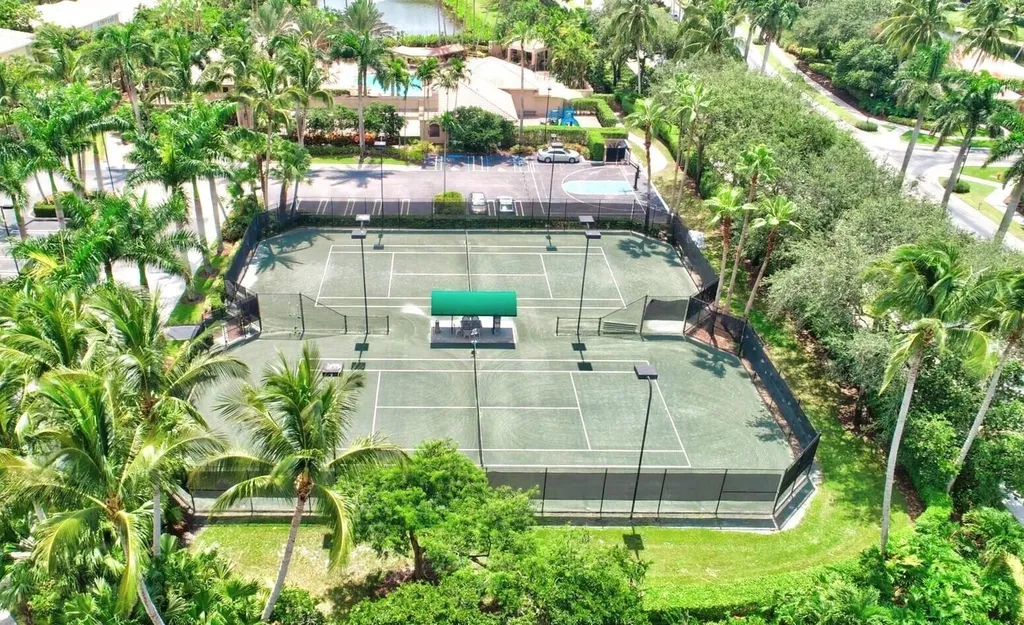 19474 Saturnia Lakes Drive Boca Raton FL 33498