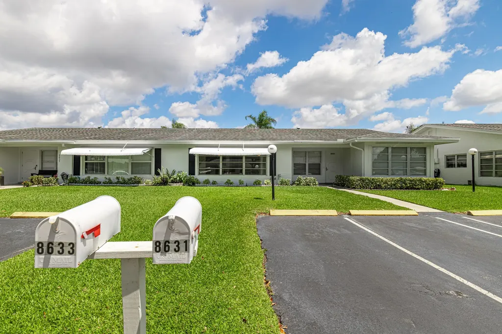8633 NW 12th Street Plantation FL 33322