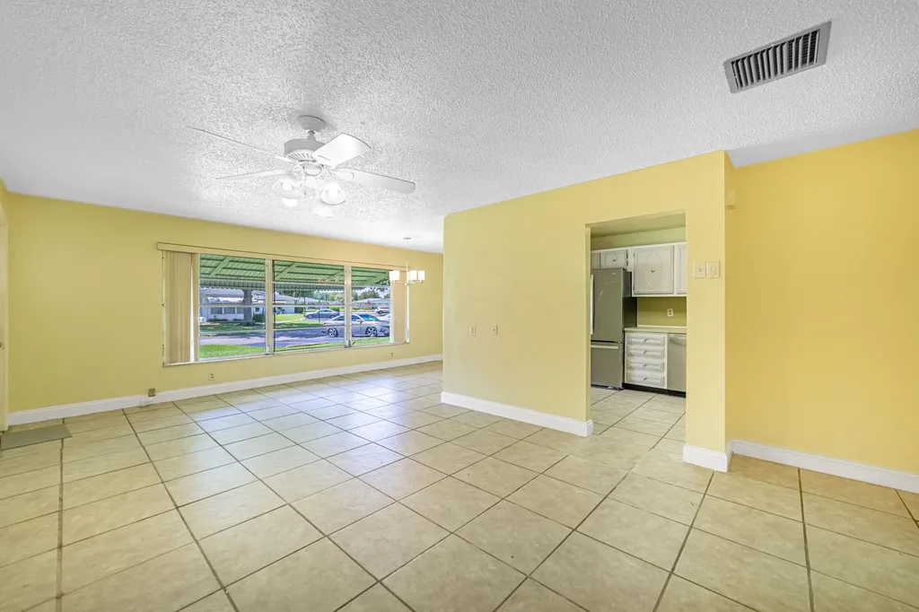 8633 NW 12th Street Plantation FL 33322