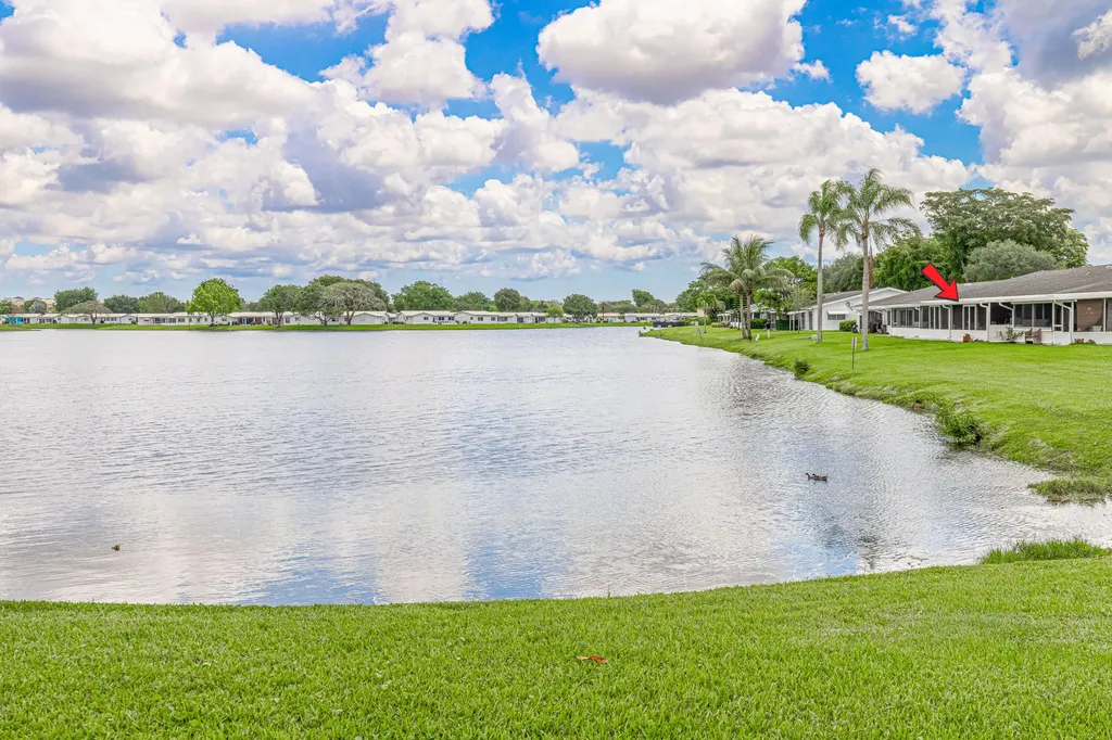 8633 NW 12th Street Plantation FL 33322