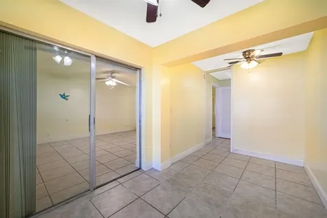 8633 NW 12th Street Plantation FL 33322
