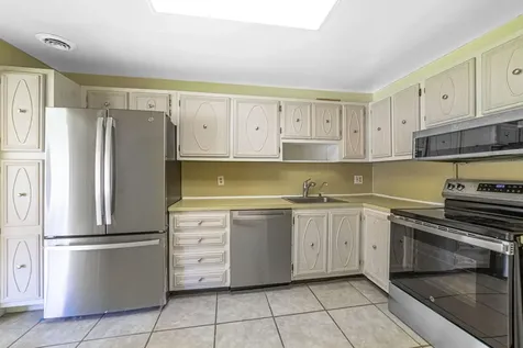8633 NW 12th Street Plantation FL 33322