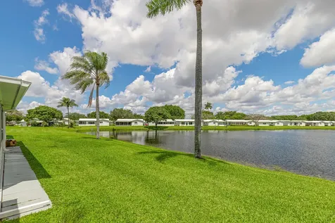 8633 NW 12th Street Plantation FL 33322