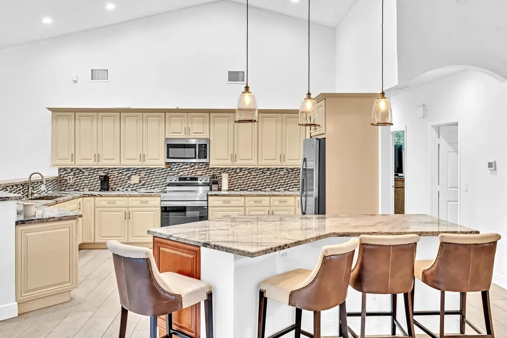 7816 Bridlington Drive Boynton Beach FL 33472