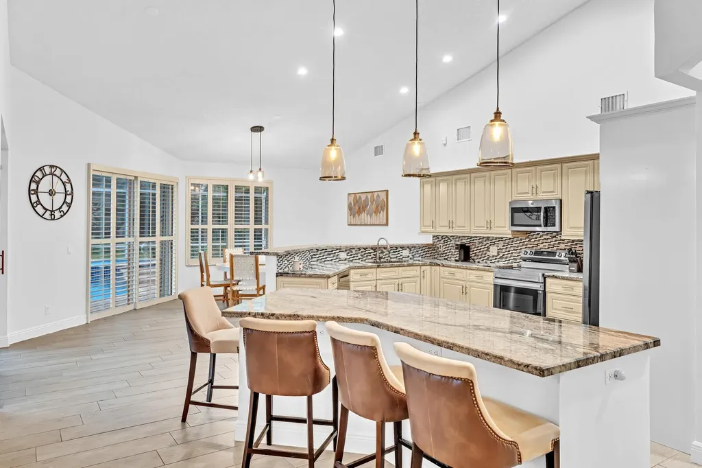 7816 Bridlington Drive Boynton Beach FL 33472