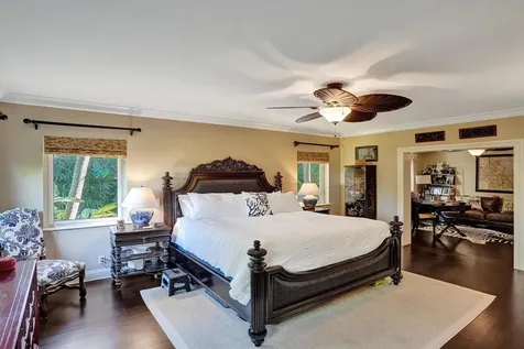 15 Minnetonka Road Sea Ranch Lakes FL 33308