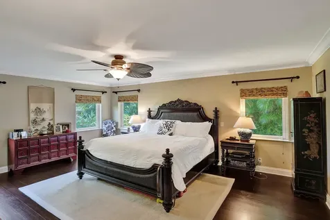 15 Minnetonka Road Sea Ranch Lakes FL 33308