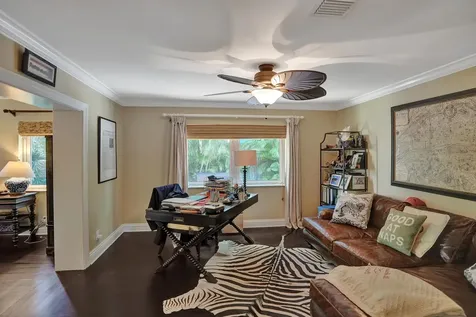 15 Minnetonka Road Sea Ranch Lakes FL 33308