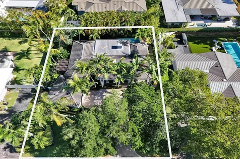 15 Minnetonka Road Sea Ranch Lakes FL 33308