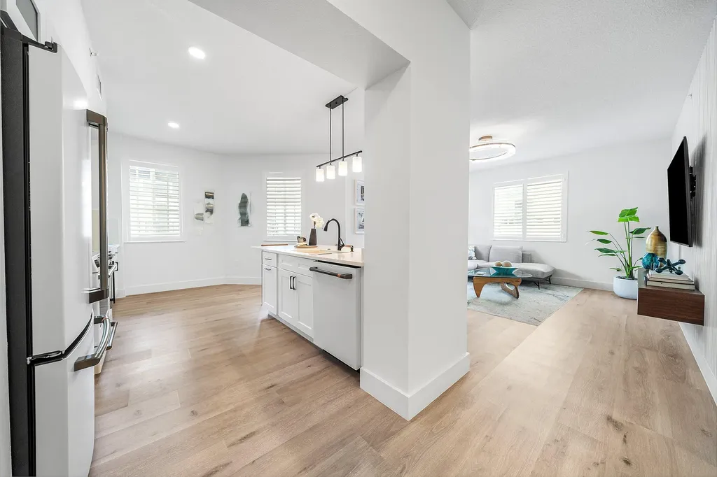 250 NE 3rd Avenue Delray Beach FL 33444