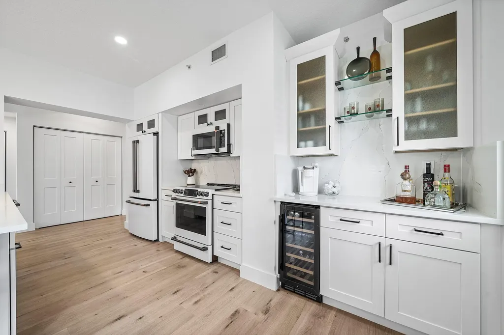 250 NE 3rd Avenue Delray Beach FL 33444