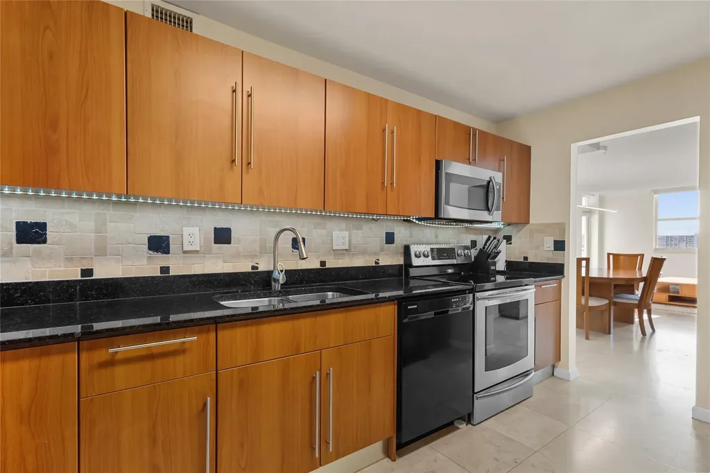 3001 S Ocean Drive Hollywood FL 33019