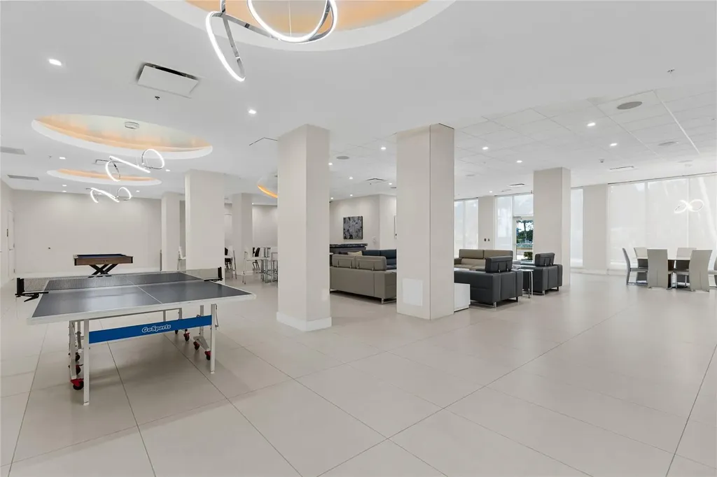 3001 S Ocean Drive Hollywood FL 33019