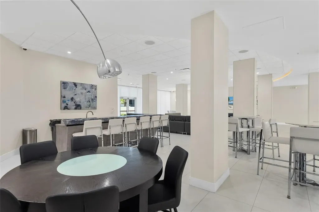 3001 S Ocean Drive Hollywood FL 33019