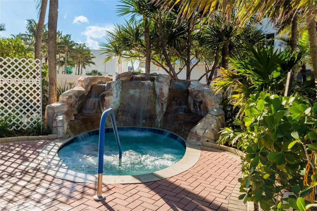 3001 S Ocean Drive Hollywood FL 33019