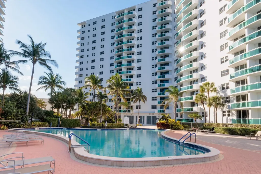 3001 S Ocean Drive Hollywood FL 33019