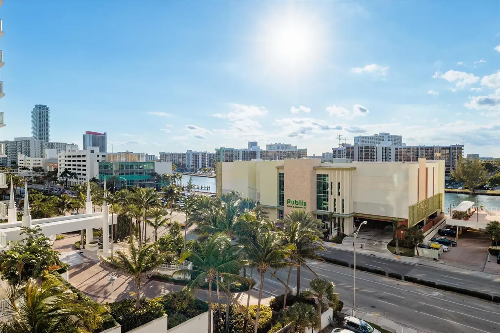 3001 S Ocean Drive Hollywood FL 33019