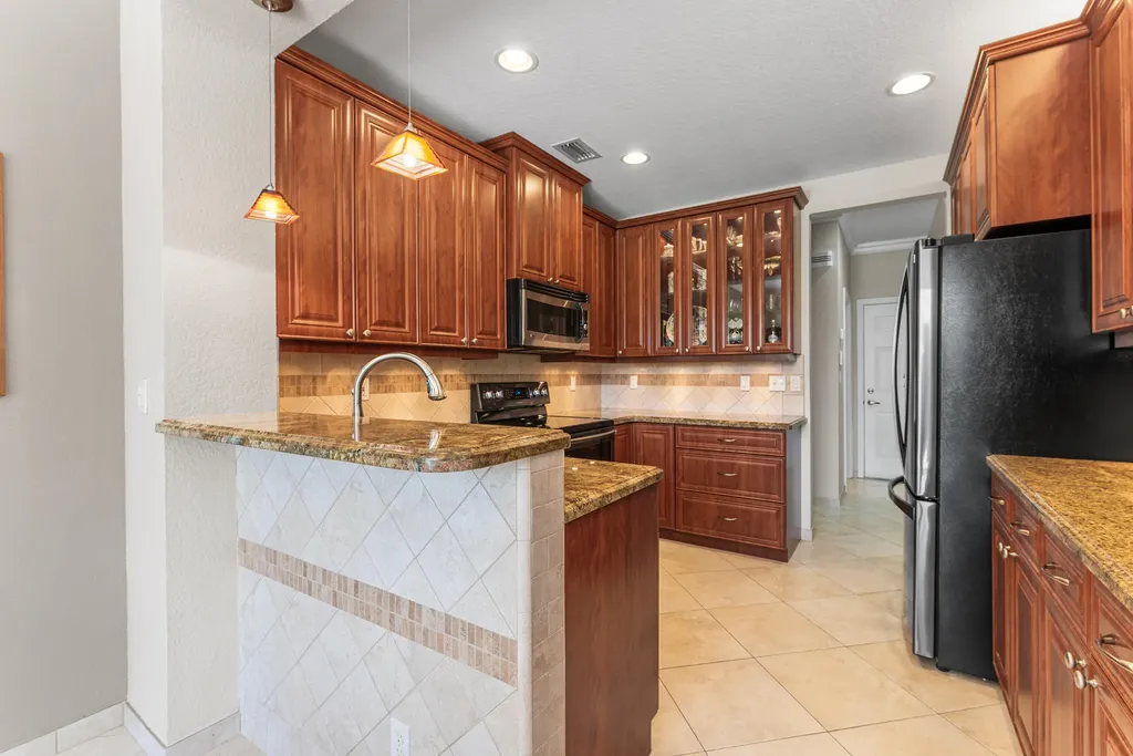12585 NW 56th Drive Coral Springs FL 33076