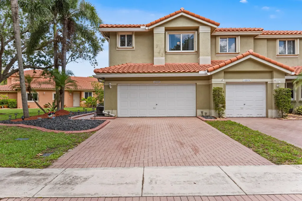 12585 NW 56th Drive Coral Springs FL 33076