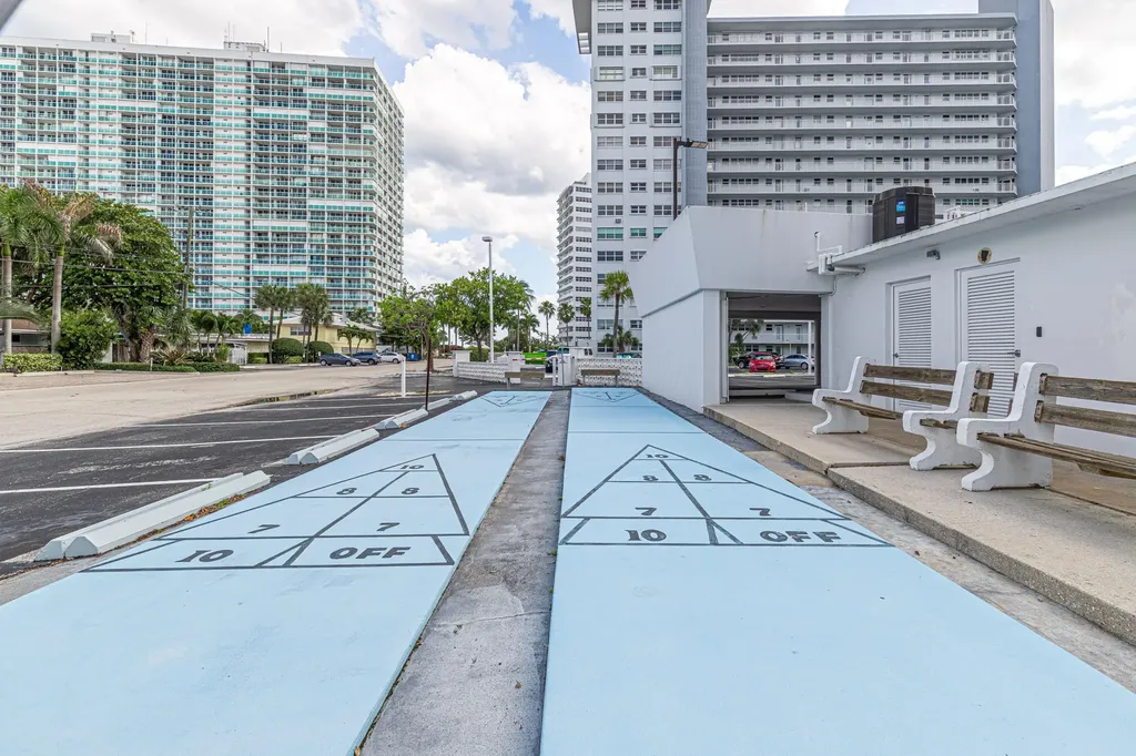 1900 S Ocean Drive Fort Lauderdale FL 33316