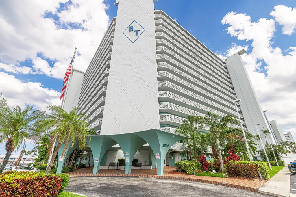 1900 S Ocean Drive Fort Lauderdale FL 33316