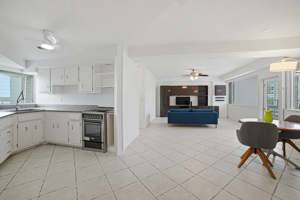 1900 S Ocean Drive Fort Lauderdale FL 33316