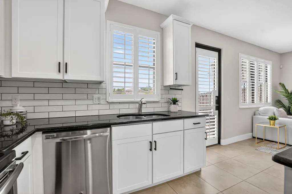 8437 Lakeview Trail Parkland FL 33076