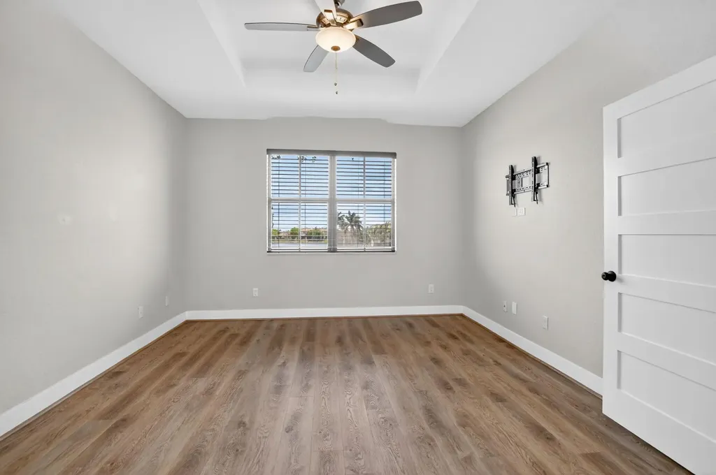 8437 Lakeview Trail Parkland FL 33076