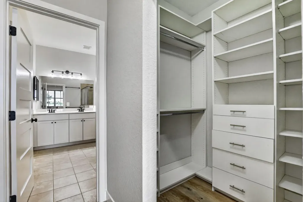 8437 Lakeview Trail Parkland FL 33076