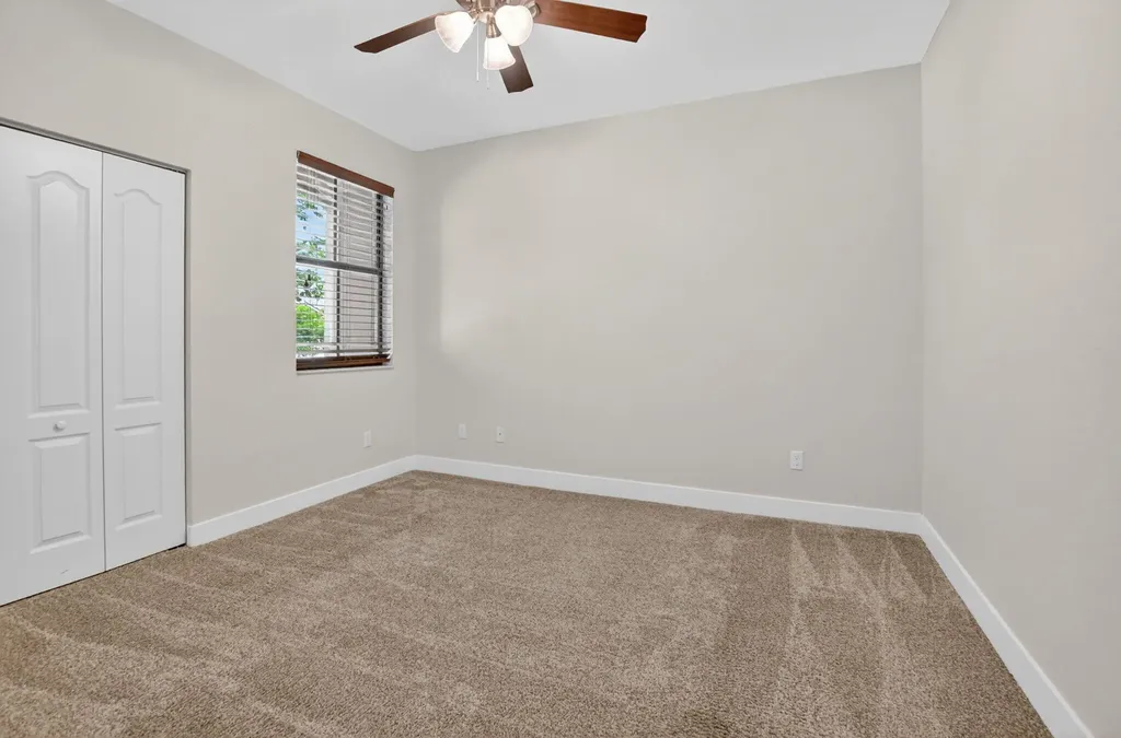 8437 Lakeview Trail Parkland FL 33076