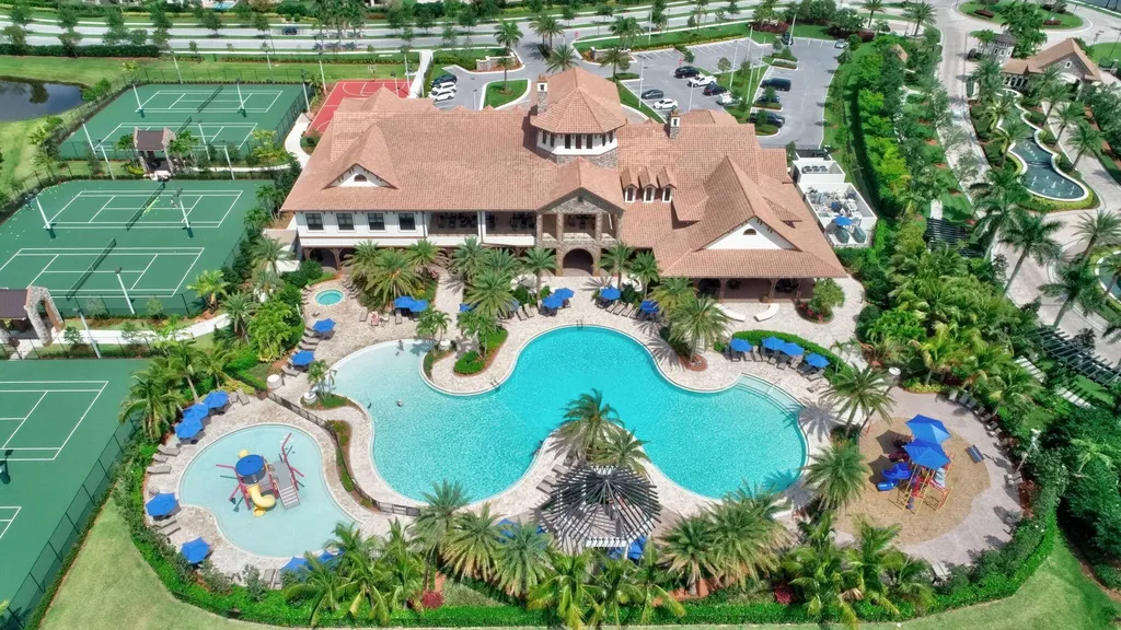 8437 Lakeview Trail Parkland FL 33076