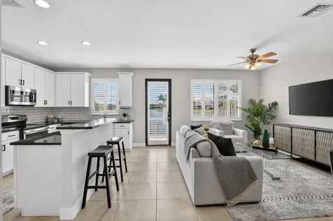 8437 Lakeview Trail Parkland FL 33076